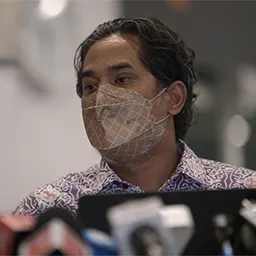 Khairy: Airlines need to ensure passengers download MySejahtera, obtain traveller card