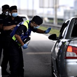 Individuals on duty in Selangor, KL, Putrajaya allowed to cross district with approval letter