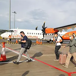 Firefly flight arrival from Subang marks Seletar Airport’s reopening to commercial flights