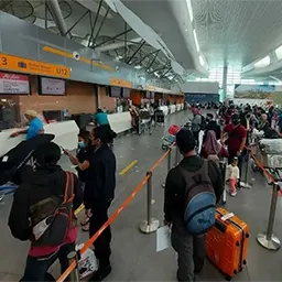 No price ceiling for flight tickets, transport minister says