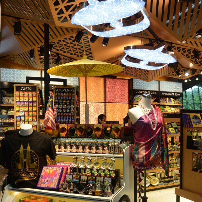 5 Stores At KLIA & KLIA2 To Find The Best Malaysian Souvenirs For All Occasions