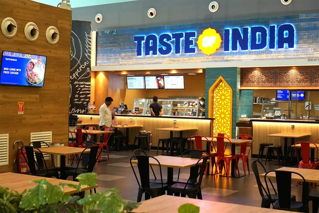 HMSHost International renews contract for Urban Food Court at klia2