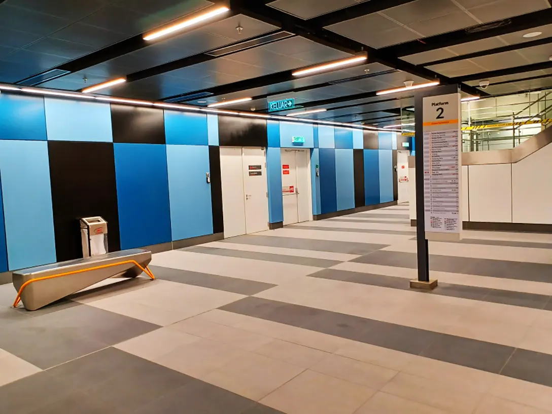 Concourse level at Ampang Park MRT station