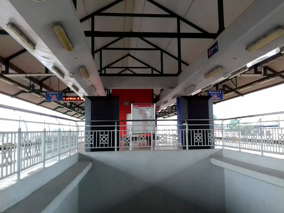 Boarding platforms at Damai LRT station