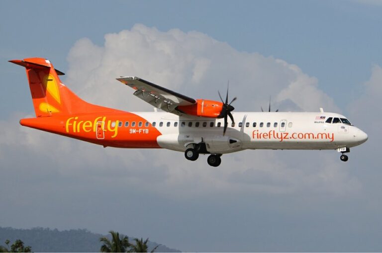 Firefly, FY series flights at Subang Skypark Terminal and ...