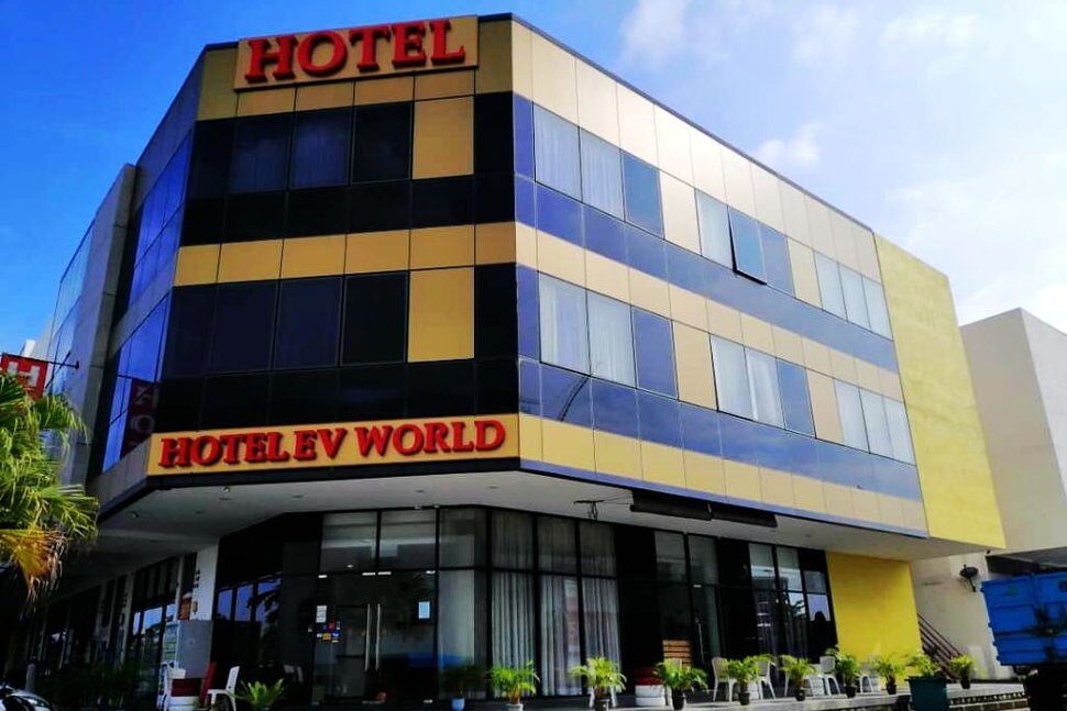 EV World Hotel Kota Warisan