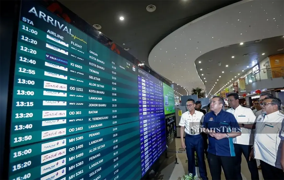 Minister Anthony Loke Siew Fook said the Cabinet had agreed to this to improve both airports' marketability and effectiveness, as well as allow them to compete with other international airports in the region. - NSTP/ASYRAF HAMZAH