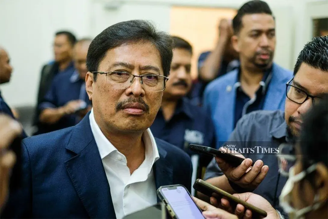 Malaysian Anti-Corruption Commission chief commissioner Tan Sri Azam Baki said the woman from China at the centre of the issue and her witness returned home today. They were allowed to leave after their statements had been recorded. - NSTP/HAZREEN MOHAMAD
