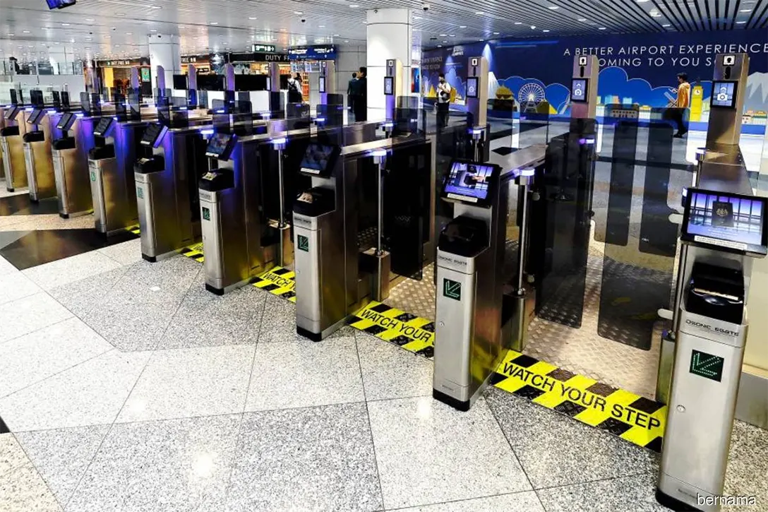 Autogate system at KLIA extended to long-term visit pass holders from Nov 15
