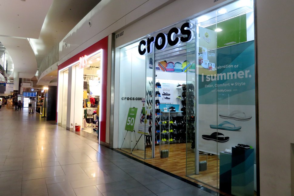 Crocs one utama
