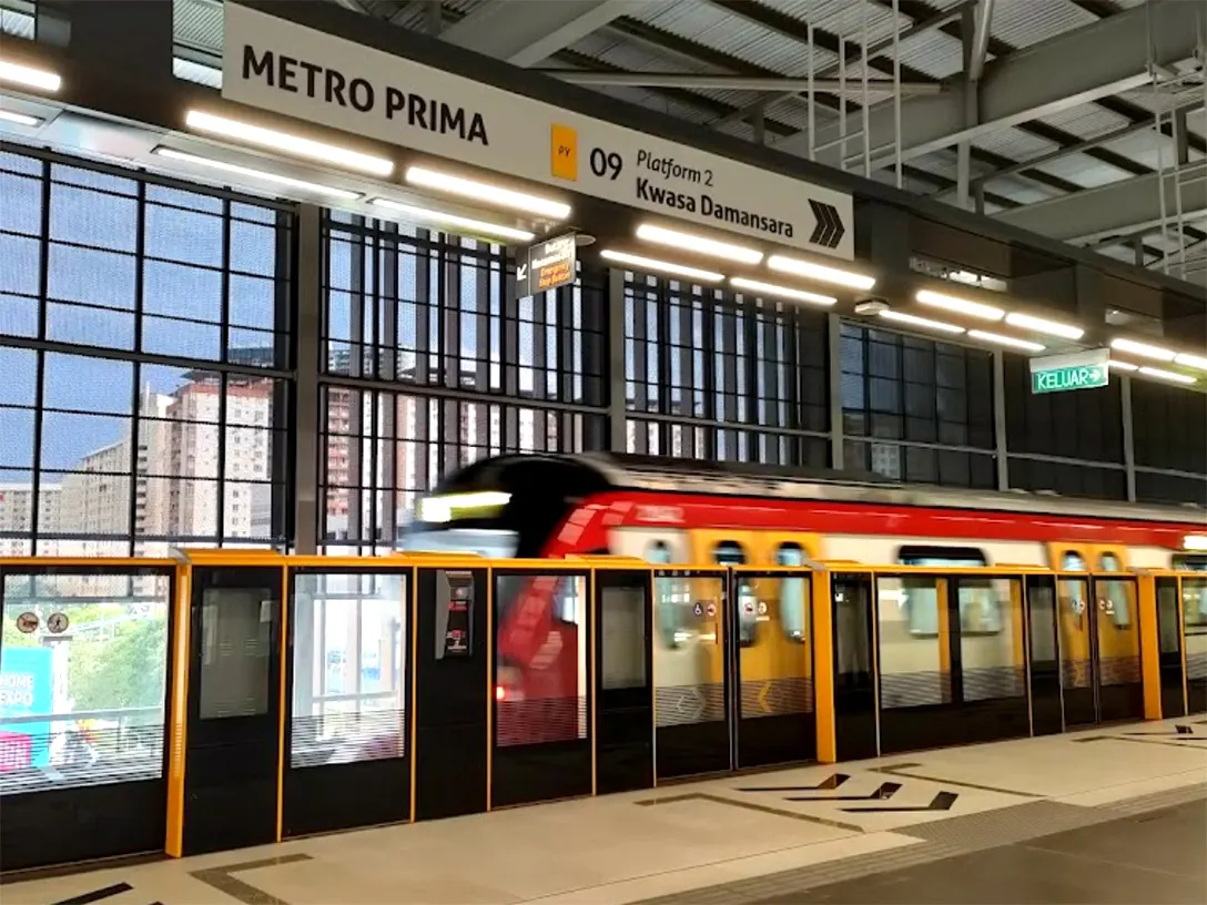 MRT train at the Metro Prima MRT station