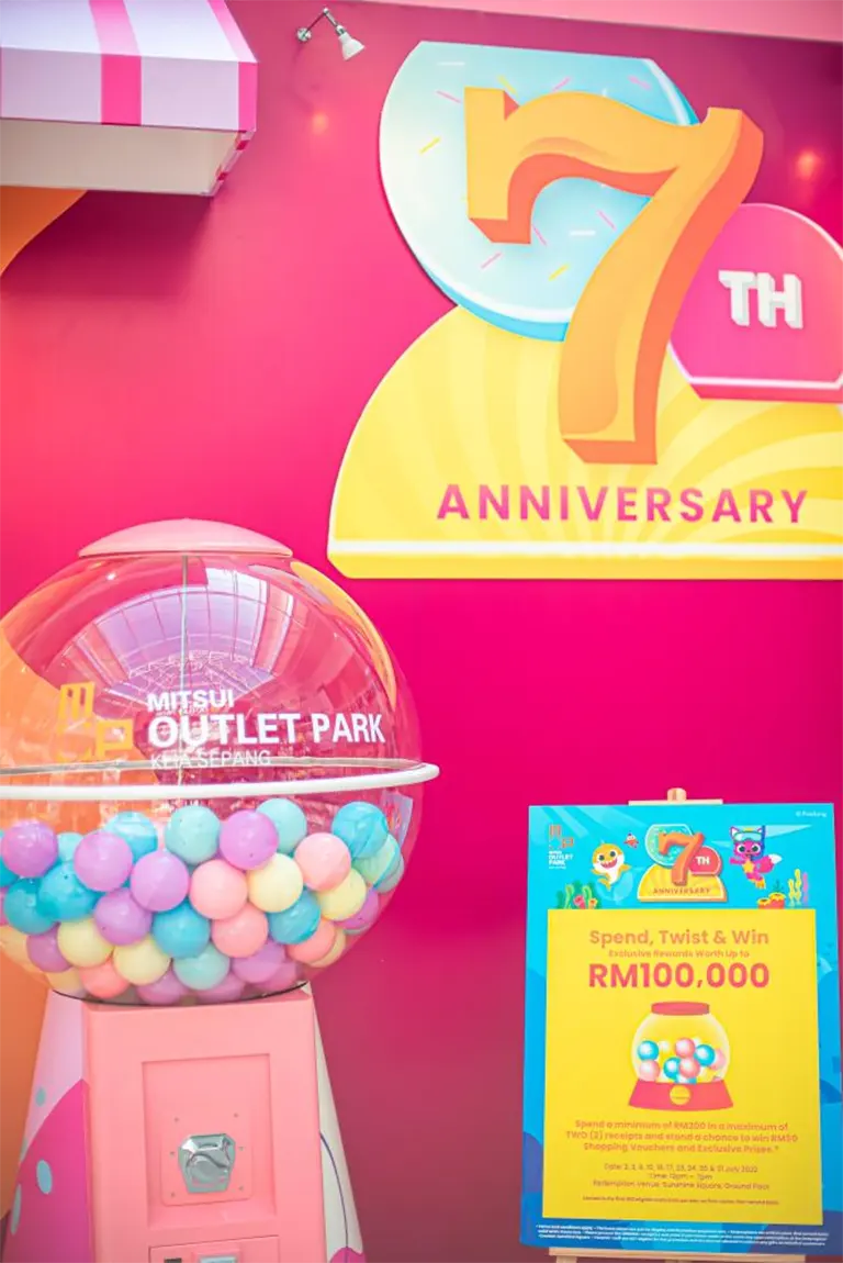 Don’t miss out on the RM100,000 worth of rewards that can be won through the Spend, Twist & Win mini game!