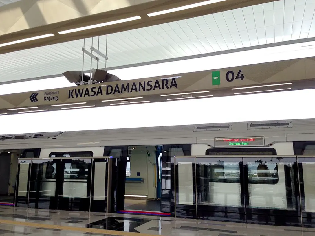 Kwasa Damansara MRT station