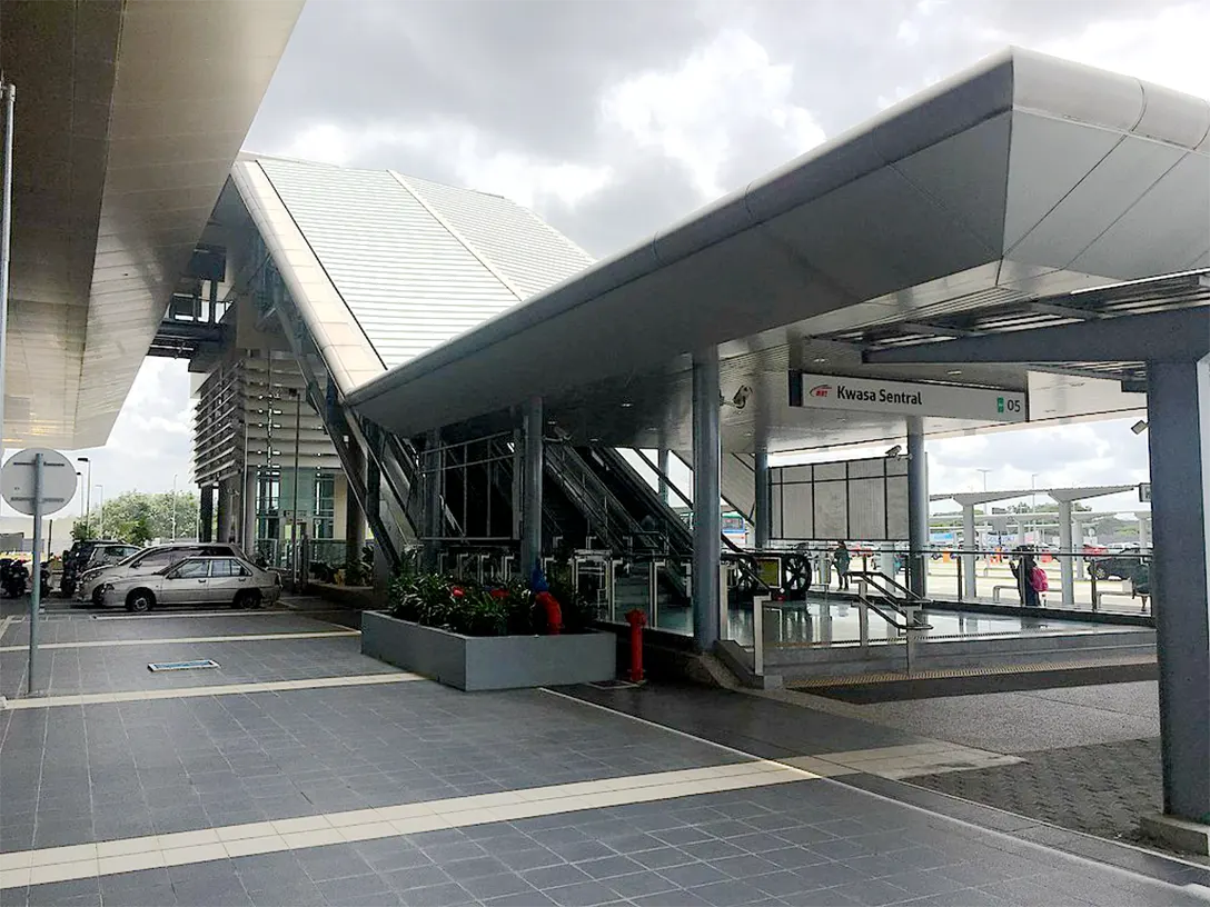 Kwasa Sentral MRT Station