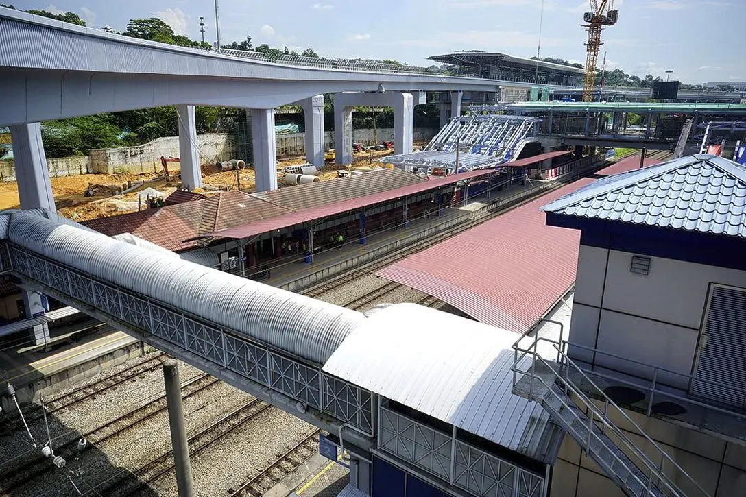 The view from the Sungai Buloh KTM Station of the common concourse level being constructed. 