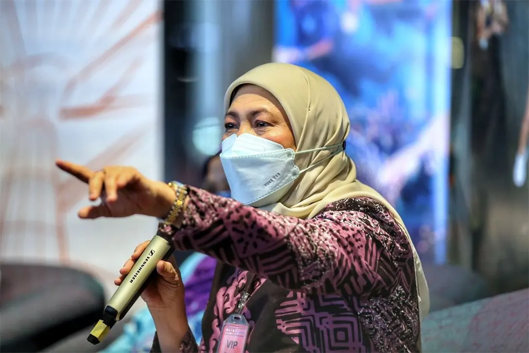 Tourism Minister Datuk Nancy Shukri speaks during a press conference at the Kuala Lumpur International Airport in Sepang April 1, 2022. — Picture byAhmad Zamzahuri