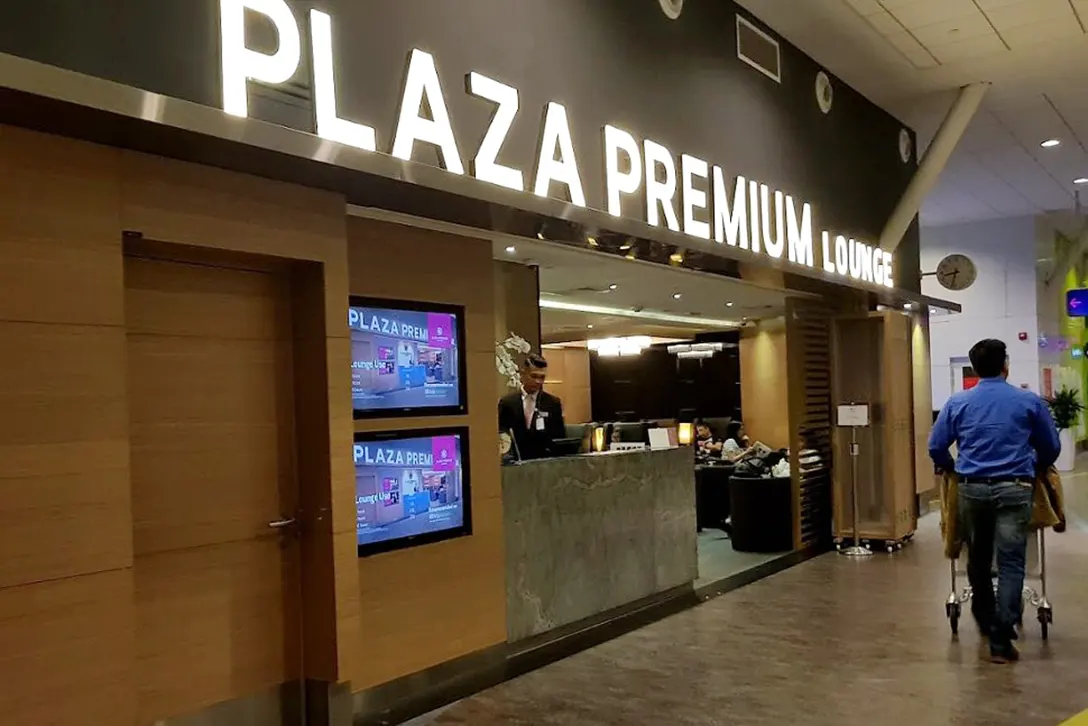 laza Premium Lounge located near Gate L8, Pier L