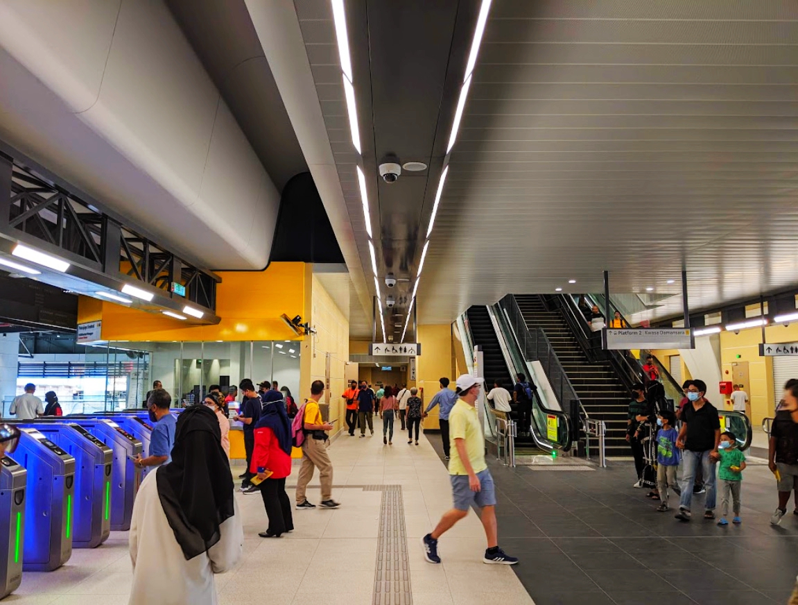 Concourse level at the Putrajaya Sentral MRT station