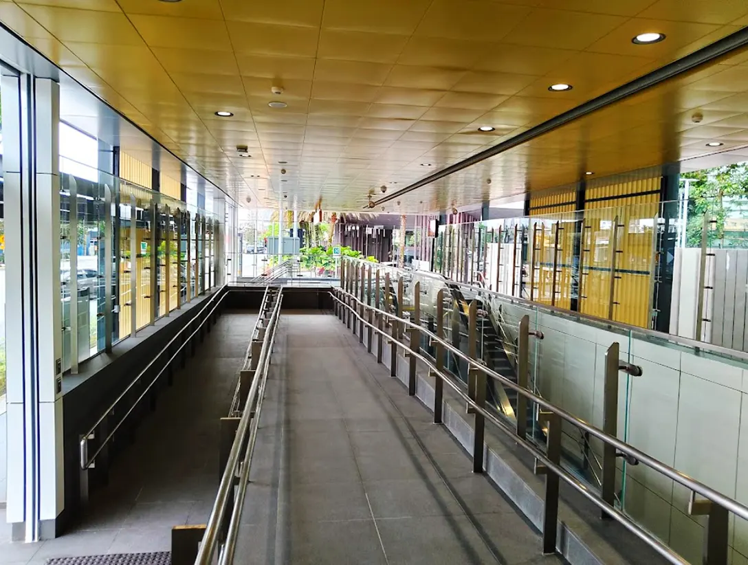 Walkway leading to the Concourse level at Raja Uda MRT station