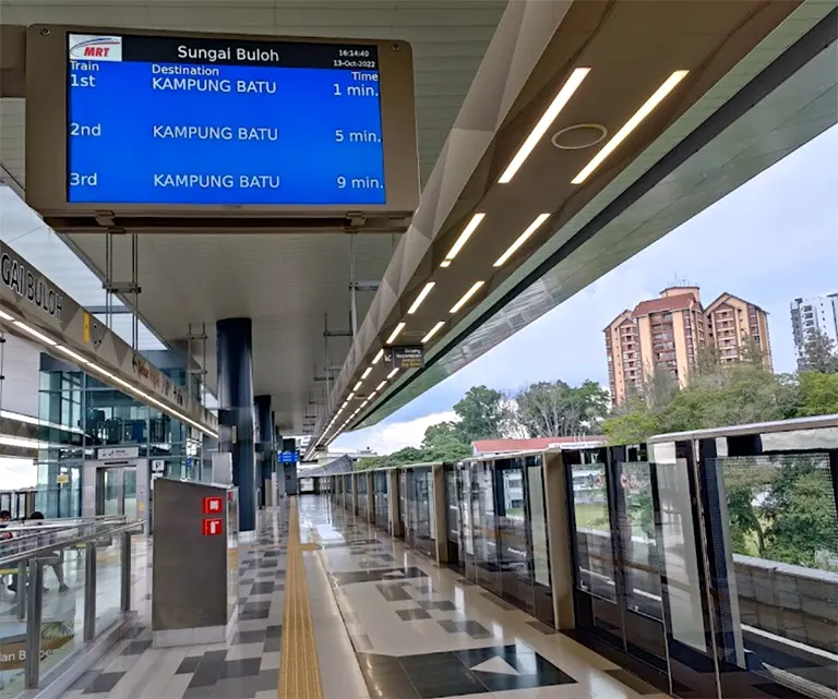 Boarding platforms at the Sungai Buloh MRT station