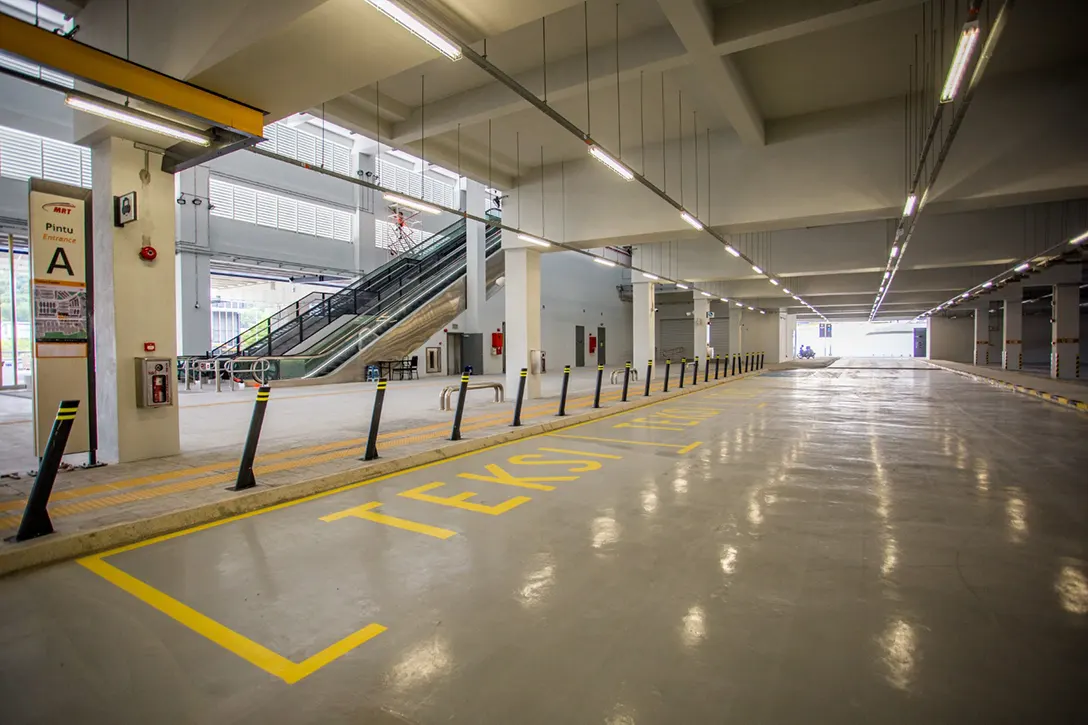 Drop-off/pick-up passengers area for taxi near Entrance A completed at the Taman Equine MRT Station.