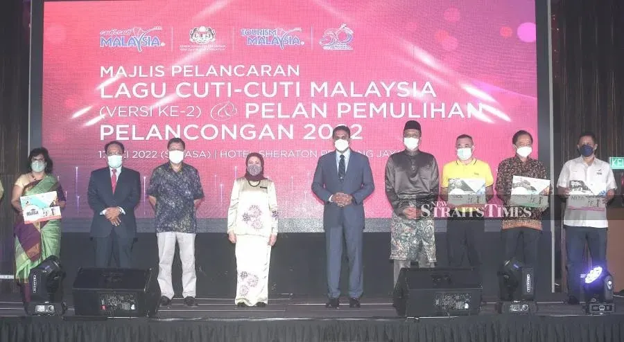 Tourism, Arts and Culture Minister Datuk Seri Nancy Shukri during the launch of the Tourism Recovery Plan 2022 and the second version of the “Cuti-Cuti Malaysia” song in Petaling Jaya. -NSTP/AMIRUDIN SAHIB.