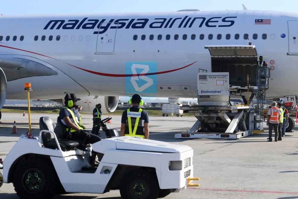 Preparations for the final supply of the first supply of Covid-19 vaccine made by biopharmaceutical company from China, Sinovac are expected to arrive in Malaysia today from Beijing China via Malaysia Airlines flight MH319 in Advanced Cargo Centre (ACC), Kuala Lumpur International Airport (KLIA). — Bernama photo