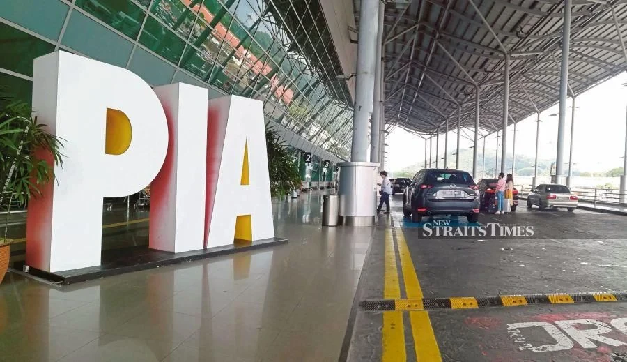 Penang has urged Putrajaya to include the Penang International Airport (PIA) in Bayan Lepas in the Vaccinated Travel Lane (VTL) arrangement between Malaysia and Singapore that is set to take effect from Nov 29. - NSTP file pic